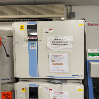 Thermo HERAcell 240i Double Stack CO2 Incubator image 0